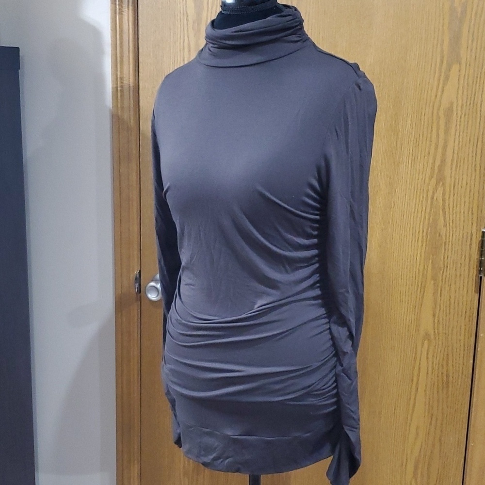 Soft surroundings chocolate brown rousched gathered lightweight long sleeve top